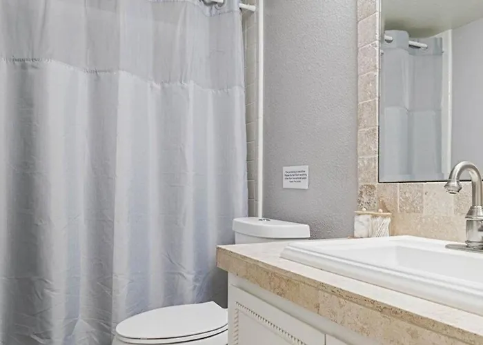 Beautiful 2-bdrm 2-bath In Old Town Ferienhaus